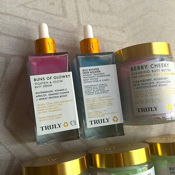 NEW Truly bundle - Picture 4 of 5